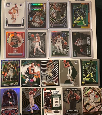 Milwaukee Bucks Giannis Antetokuonmpo 18 card lot including 6 serial numbered!