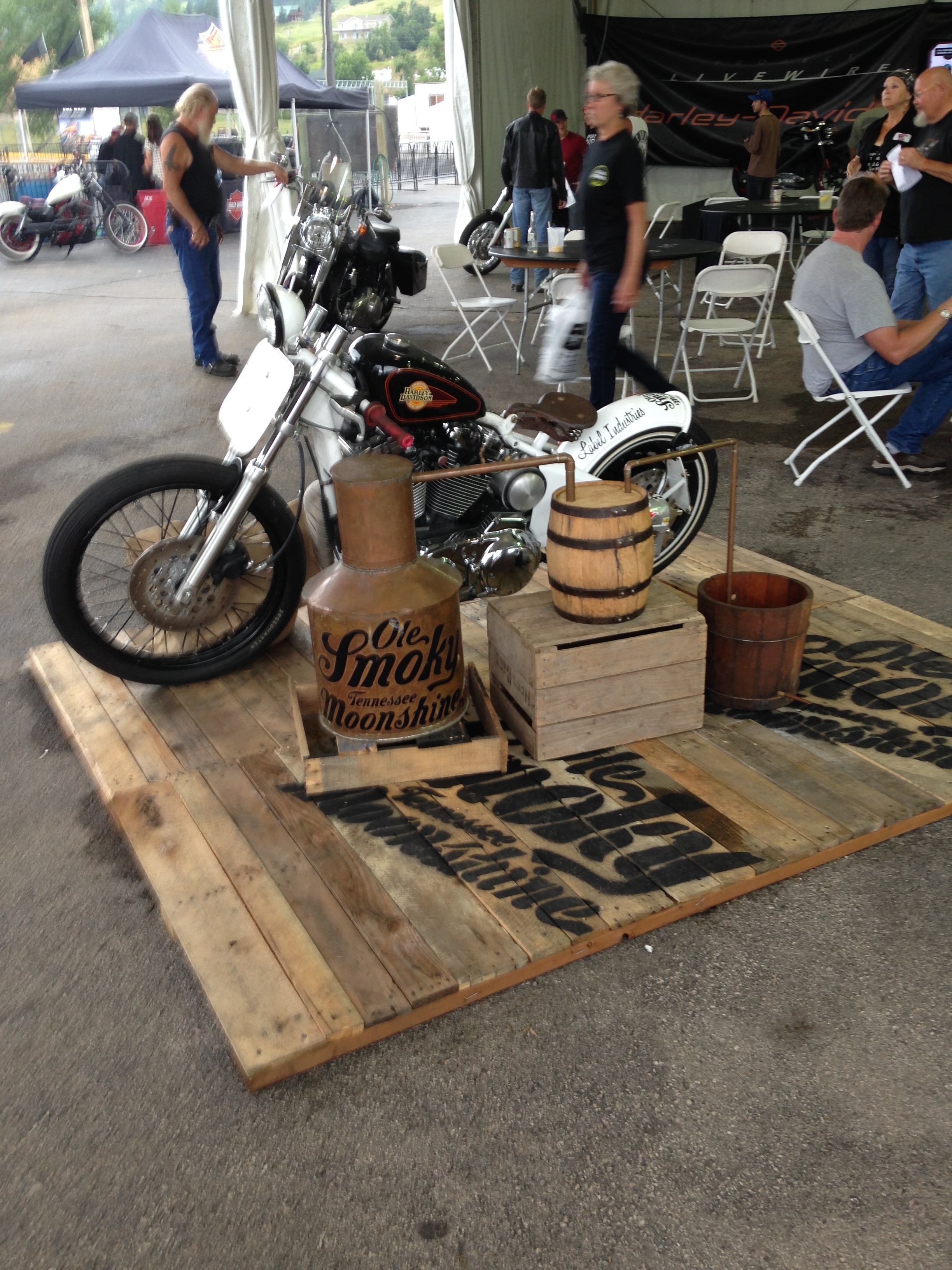 moonshine harley davidson dealership