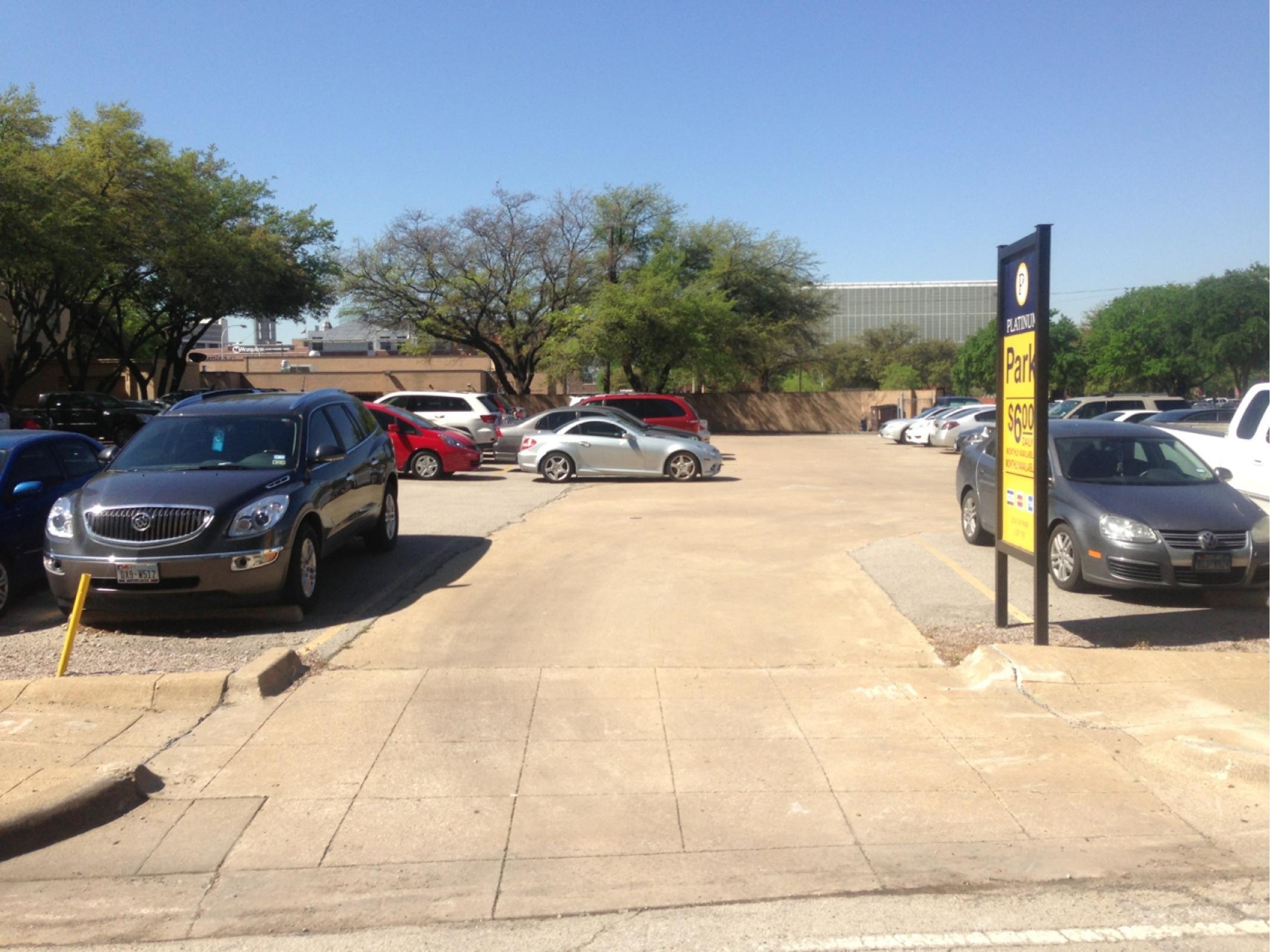 Lot 178 Parking in Dallas ParkMe