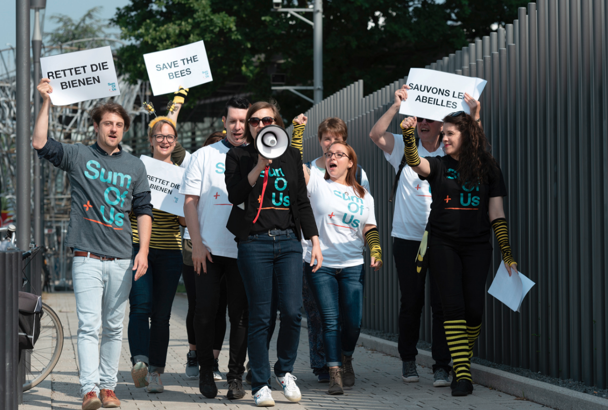 Our protest at the Bayer AGM