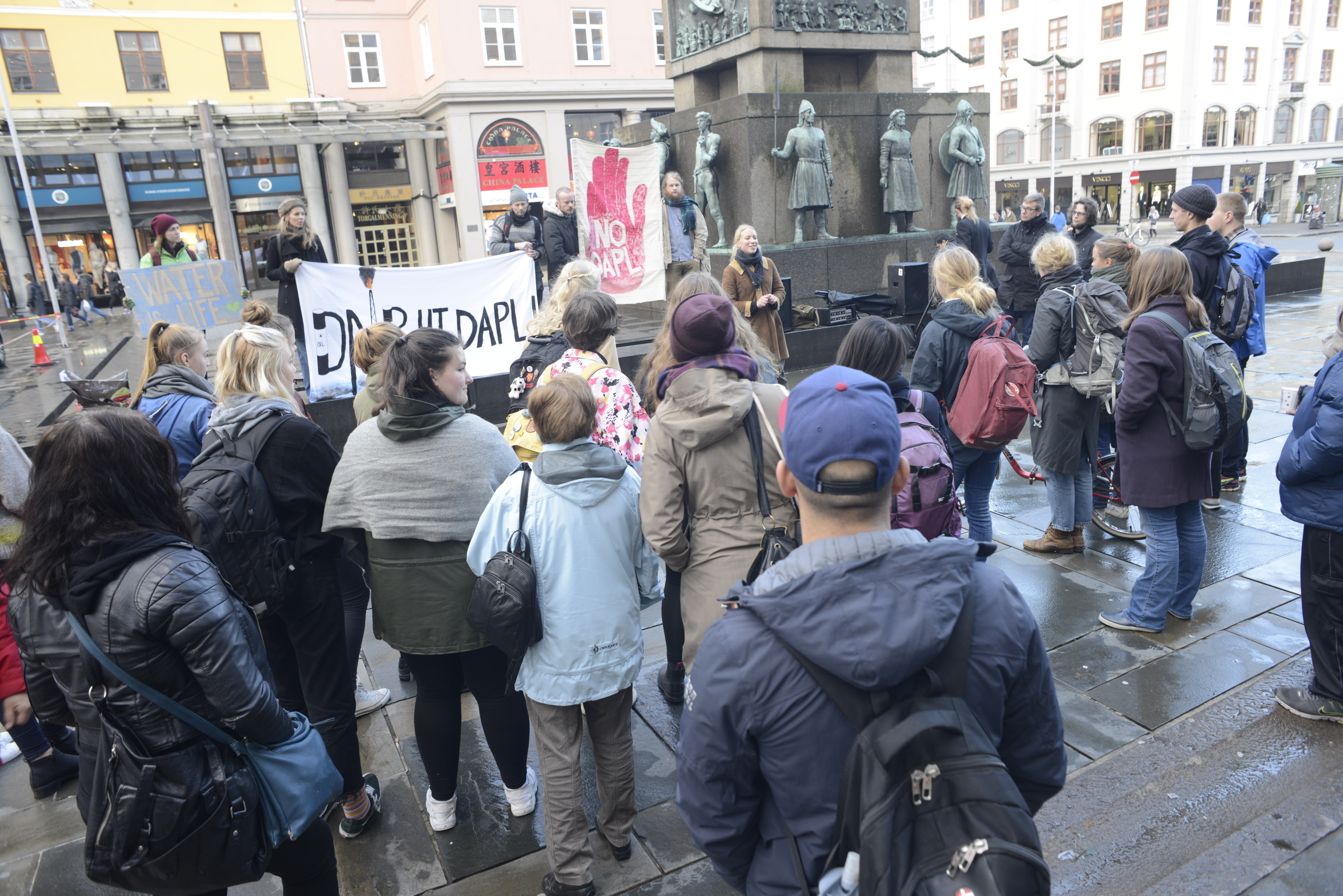 Greenpeace Norway and its allies standing with the Standing Rock Sioux Nation