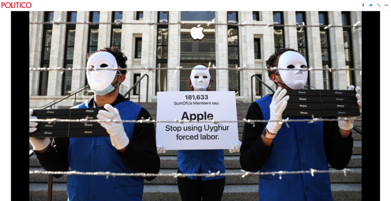 SumOfUs protest outside Apple store
