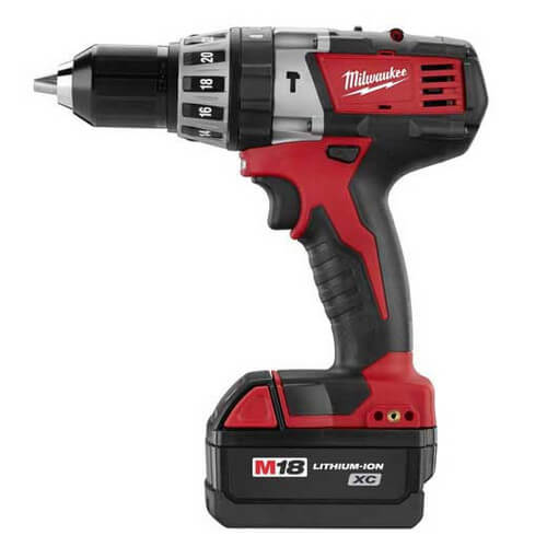 260222 Milwaukee 260222 M18 Cordless 1/2" HammerDrill Driver Kit
