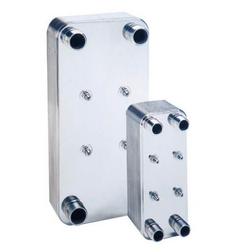FP5X12L4 FlatPlate FP5X12L4 4 plate, 3/4" MPT, Low Pressure Drop Heat Exchanger (5" x 12")