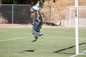 Story 0011094 whittier college vs biola mens soccer 0533