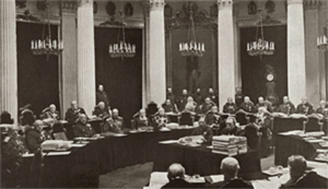 Учреждение Непременного совета - высшего совещательного органа при Александре I.