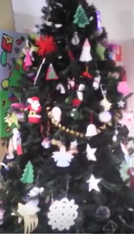 ARBRE DE NADAL RECICLAT