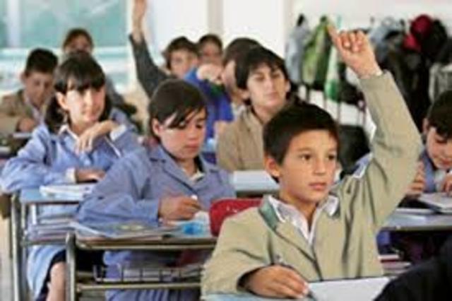 Revolución del Sistema de Enseñanza Básica.