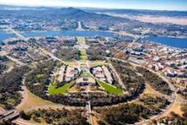 Canberra Becomes Capital