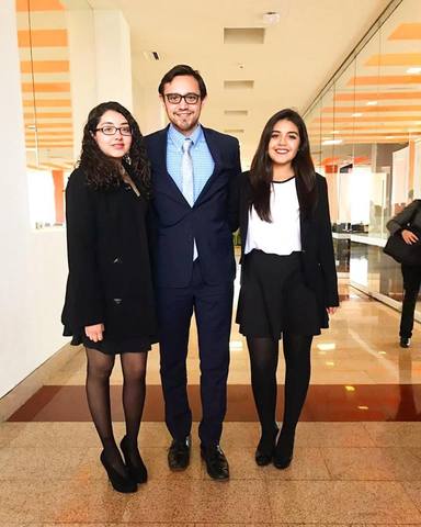 Pasado: Participar en Concruso CFA