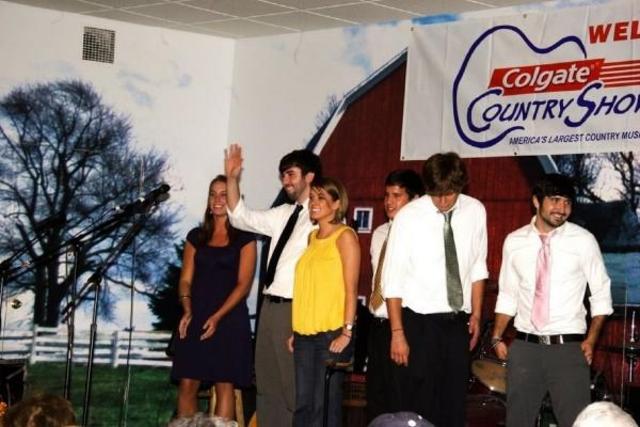 Carey wins the Colgate Country Showdown