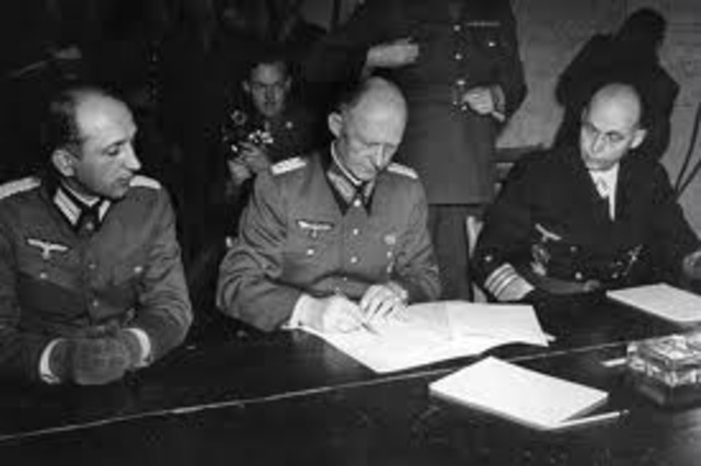Germany and the Soviet Union sign the Nazi-Soviet Pact, dividing Eastern Europe into spheres of influence.
