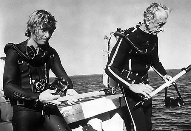 Jacques Cousteau develops SCUBA