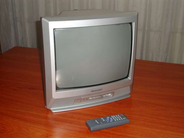 televisor moderno