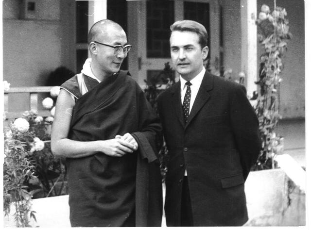 The first visits to the West