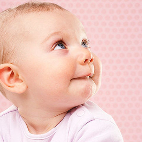 Responds to own name