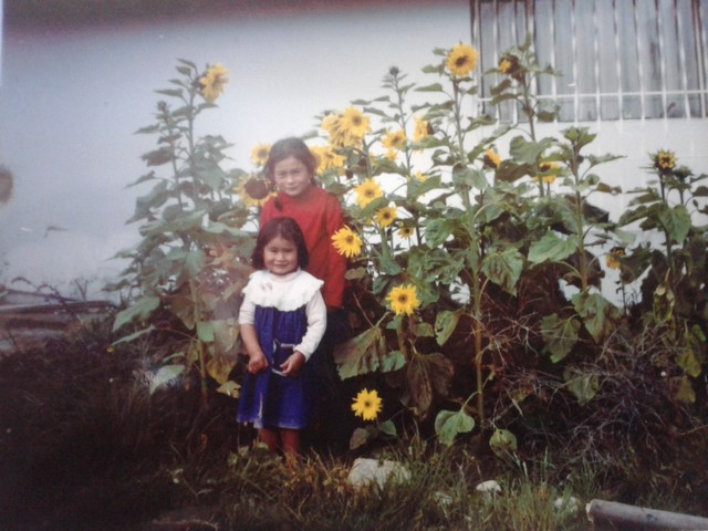 flores y hermanas :)