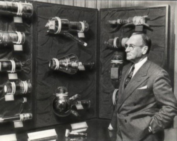 Wladimir Kosma inventa l'iconoscopi