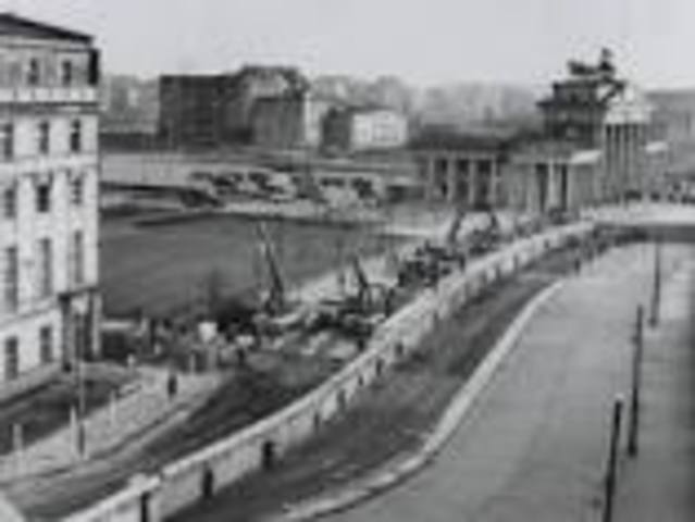 The Construction of the Berlin Wall