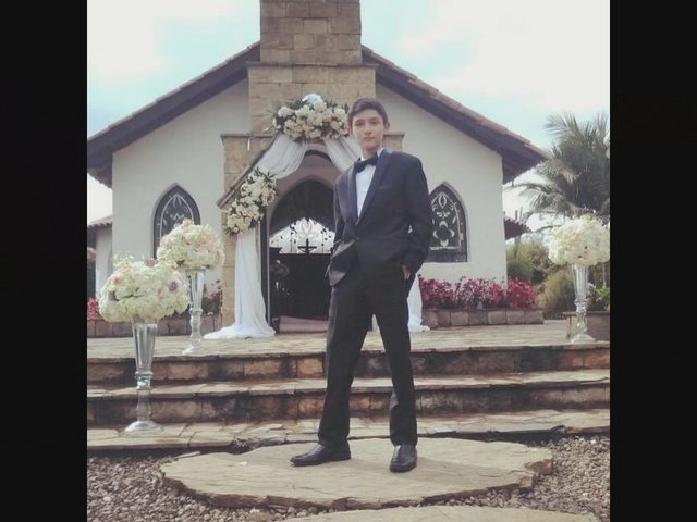 Por primera vez voy a una boda y voy a Bogotá.