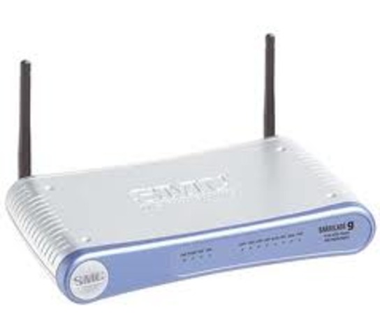Linea adsl con router wifi y equipos adaptados al wifi