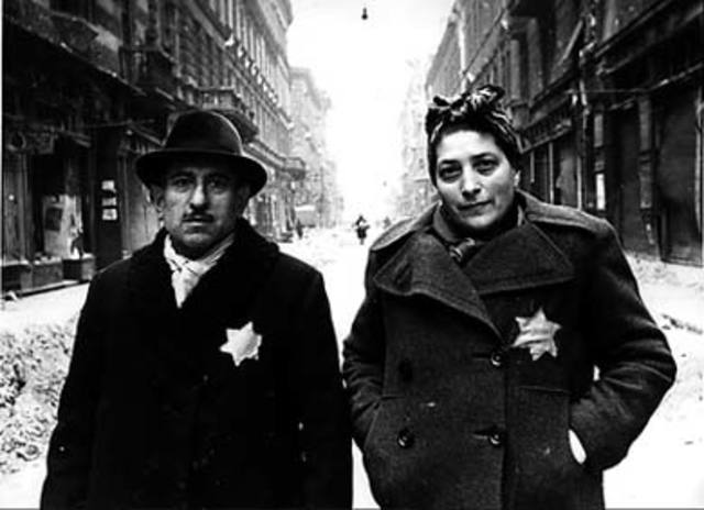 1939- La marcación judía.