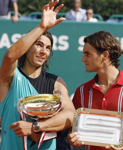Rafael Nadal gana el torneo de Roland Garros al derrotar a Roger Federer.