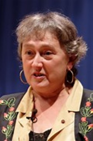 Endosymbiosis is described by Lynn Margulis
