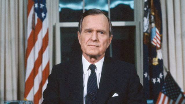 George H. W. Bush (EE.UU)