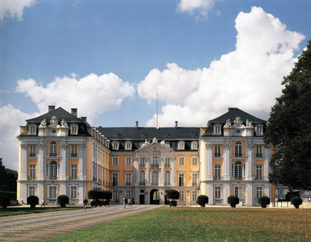 Schloss Augustusburg, Brühl (von Osten)