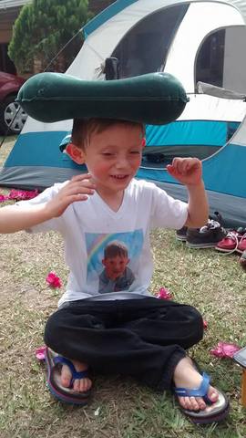 armamos la carpa en el hotel