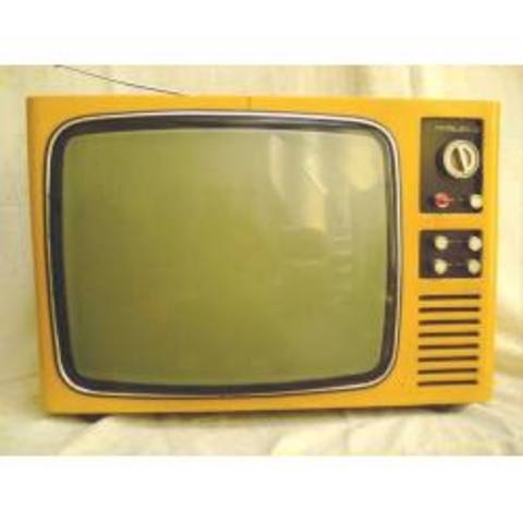 LA TV EN BLANCO Y NEGRO