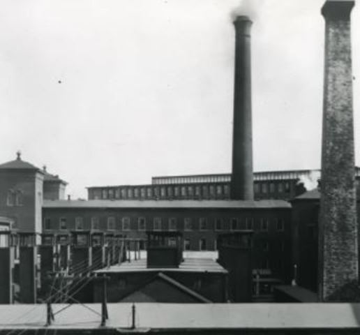 Digital Equipment Corporation (DEC)