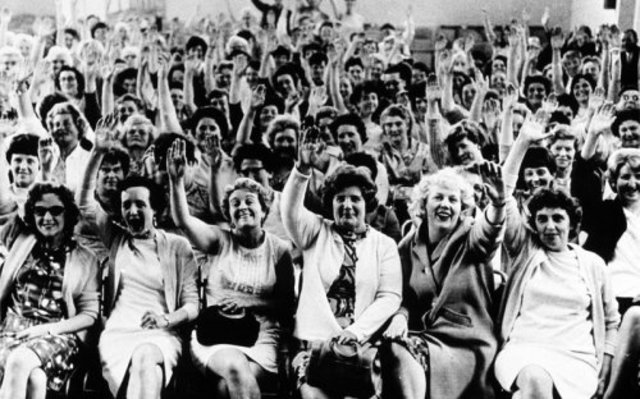 women want to keep there jobs after World War 1