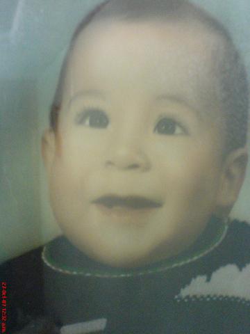 Nace Estuardo Andres