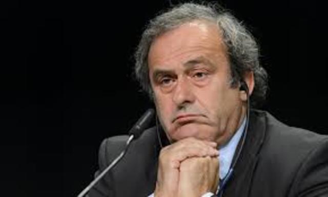 Platini cabeza dura