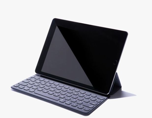 Attempts first computer