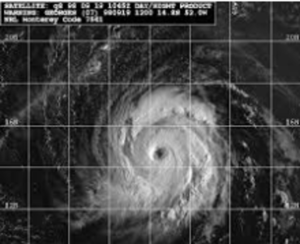 The death toll from Hurricane Georges was 1 in the Bahamas.