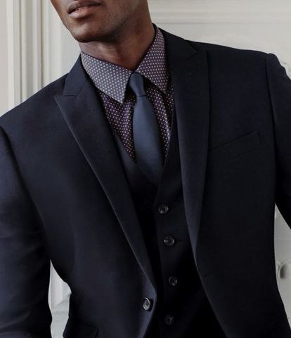 russell begins presidential run