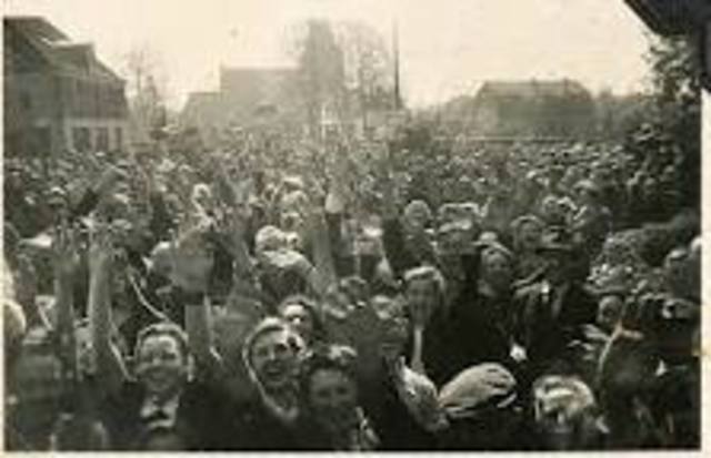 Canadian Soldiers Liberate the Netherlands