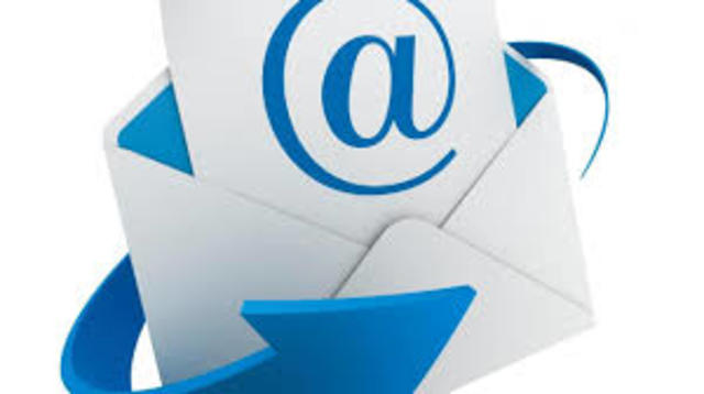Nace el E-mail