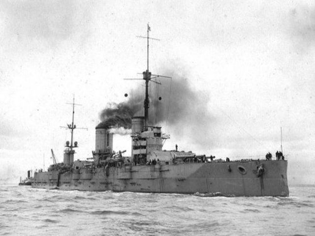 Lenin shipped by Germans to Russia