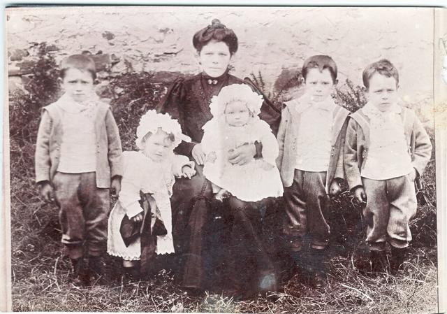 FAMILIAS EN EL AÑO 1900