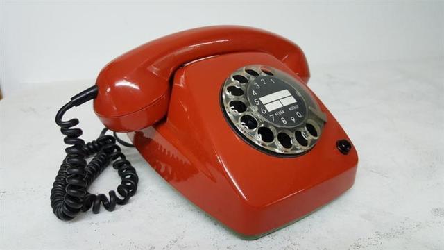 TELEFONO ANTIGUO.