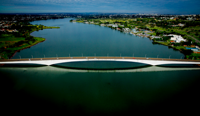 Puente Honestino Guimarães
