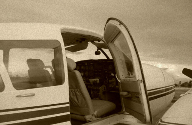 first woman to fly across the Atlantic Ocean as a passenger