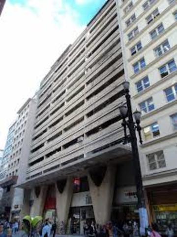 Edificio y Galeria California