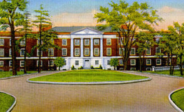 Elizabeth Goes to College