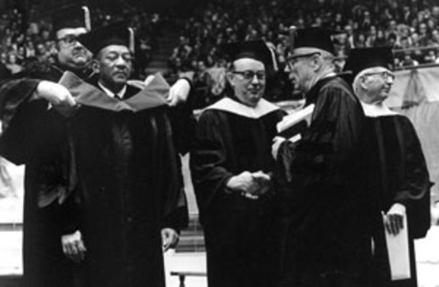 Jesse Owens Gets Honorary Degree