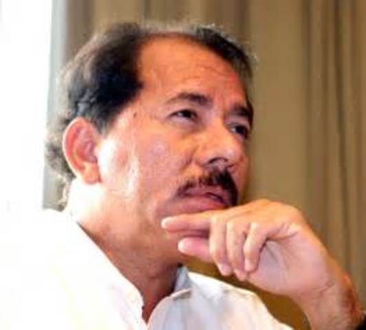 Daniel Ortega no da a conocer novedades del proyecto ni habla en público del tema